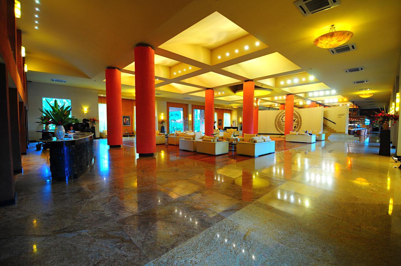 Munyonyo Commonwealth Resort คัมพาลา ภายนอก รูปภาพ