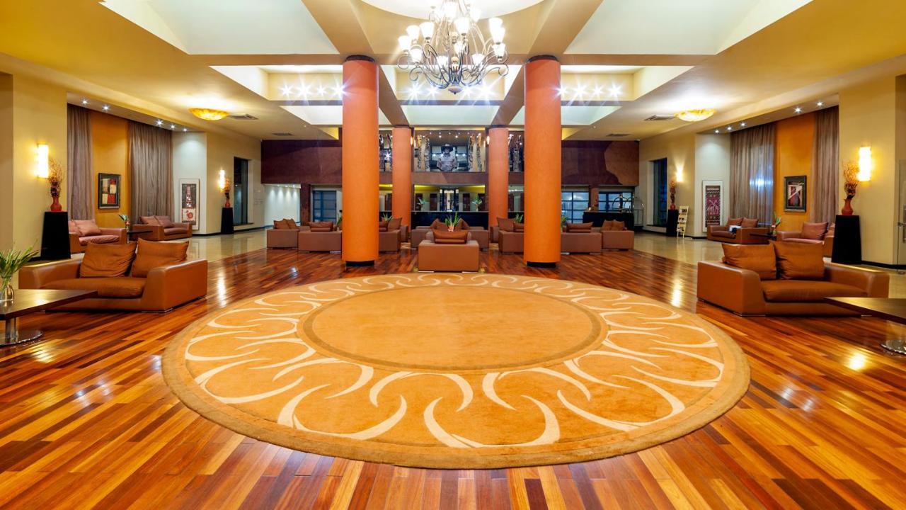 Munyonyo Commonwealth Resort คัมพาลา ภายนอก รูปภาพ